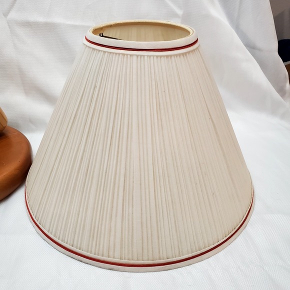 Vintage "Champro" ◇ Baseball Themed Table Lamp & Shade ◇ Triple Bats & Baseball - Picture 5 of 8